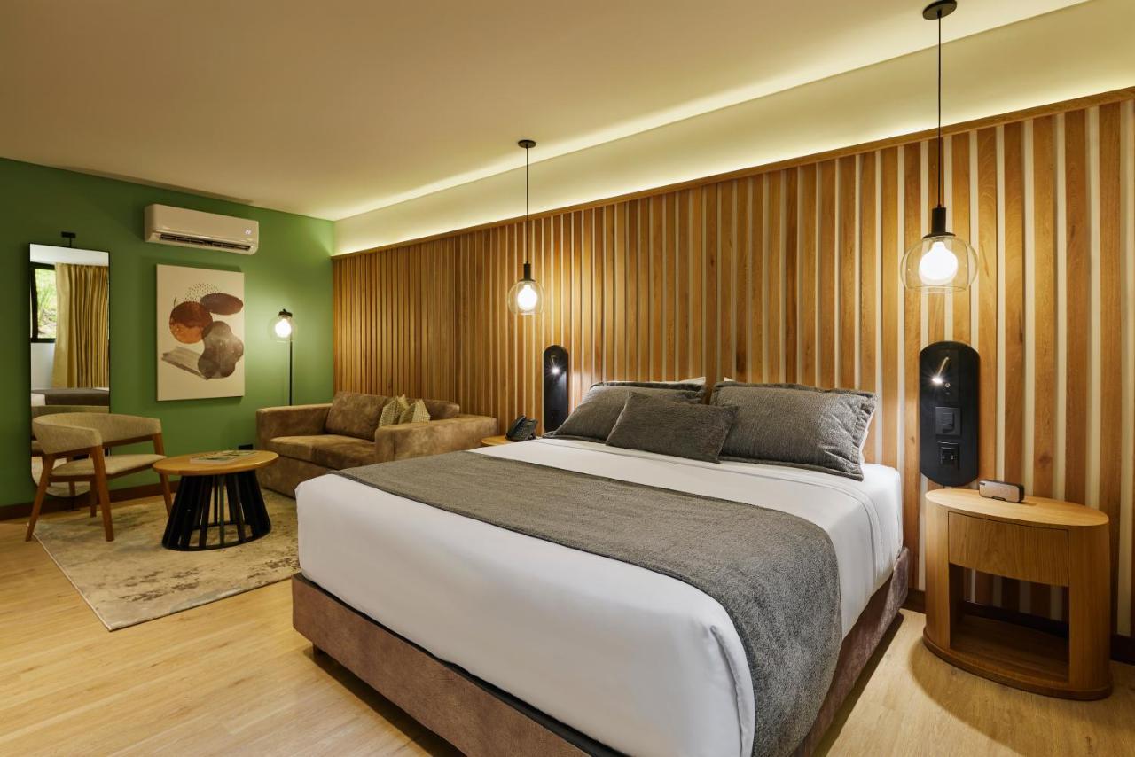 Blues Suites 메딜린 외부 사진